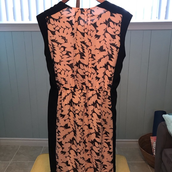 Beautiful vintage and feminine style dress - Picture 2 of 5